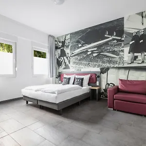 *** Hotel Smarty Airport - Kontaktloser Self Check-in Duitsland